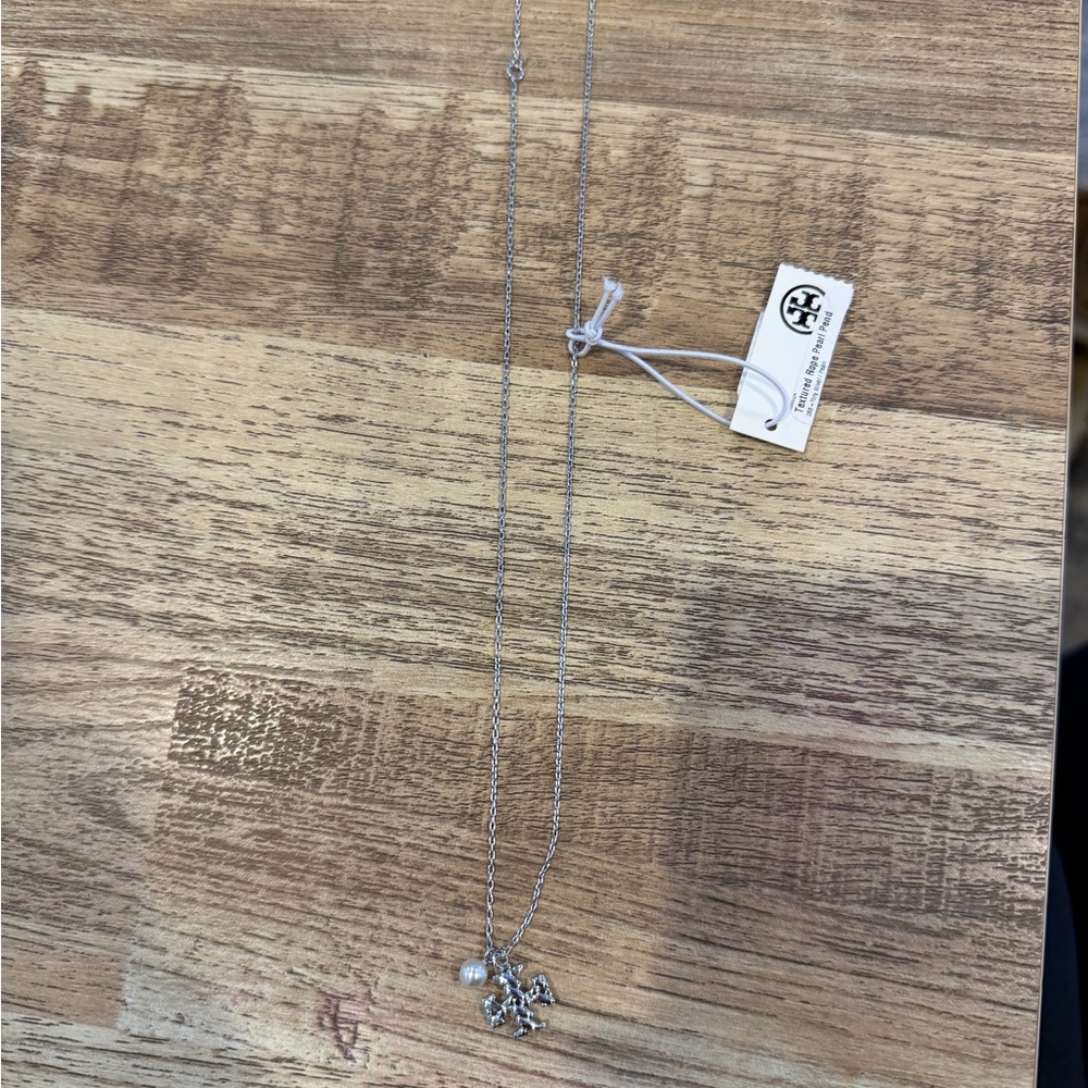 Tory Burch Textured Rope Pearl Pendant in Silver - Picture 3 of 10